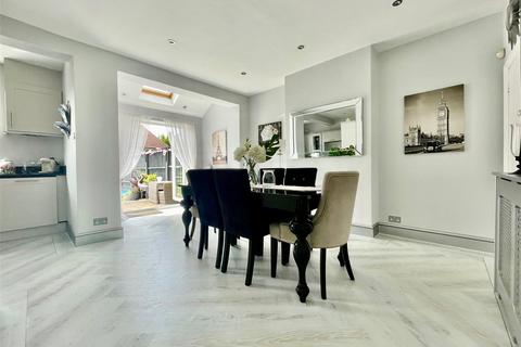 283 Burnt Oak Lane, Sidcup, DA15 8LR