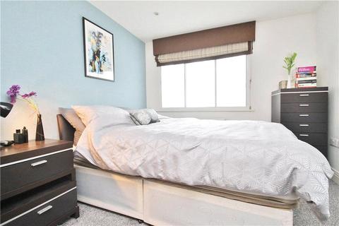 2 bedroom apartment to rent - Thorpe Road, Staines-upon-Thames, Surrey, TW18
