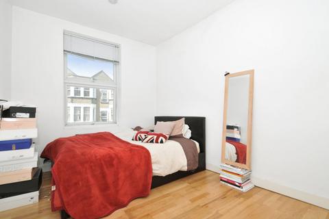 2 bedroom flat to rent, West End Lane, West Hampstead NW6