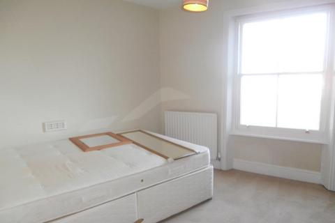 2 bedroom apartment to rent, Queens Grove,  St Johns Wood,  NW8