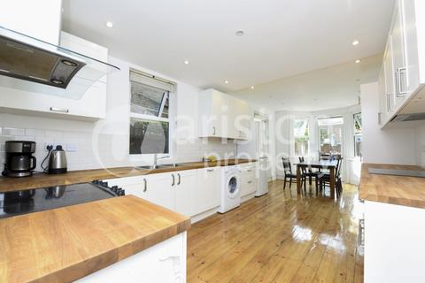 undefined, Falkland Road, Finsbury Park