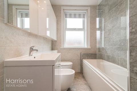 Mixed use to rent, Somerset Road, Heaton, Bolton. HMO - AVAILABLE NOW