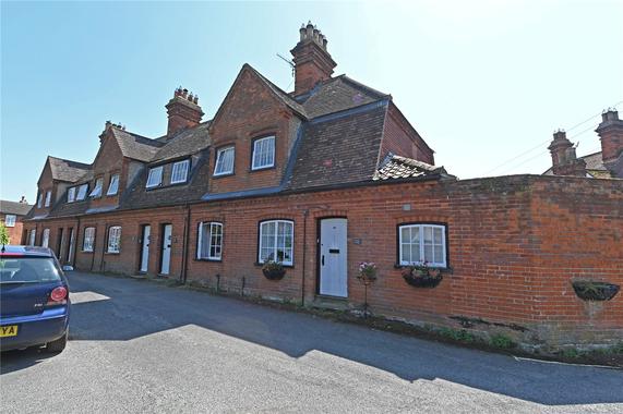 Orford Suffolk 2 Bed End Of Terrace House 295 000