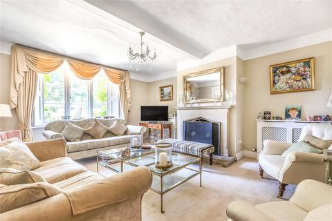 6 bedroom detached house to rent, Curbridge, Botley, Southampton, Hampshire, SO30