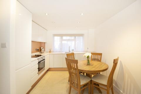 2 bedroom apartment for sale, Anglesea Road, Kingston Upon Thames KT1