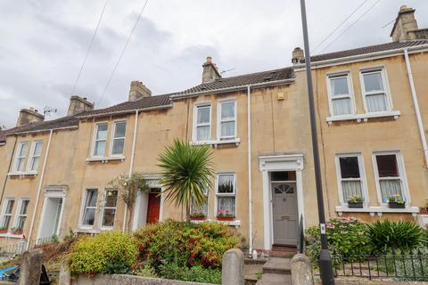 3 bedroom terraced house for sale - West Avenue, Oldfield Park, Bath