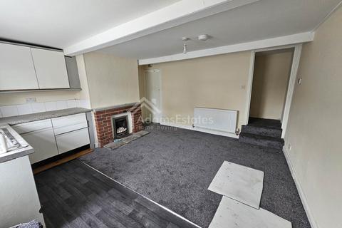 1 bedroom cottage to rent, Halifax Road, Dewsbury
