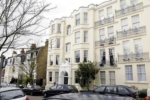 2 bedroom apartment to rent, Onslow Avenue Mansions,  Richmond,  TW10