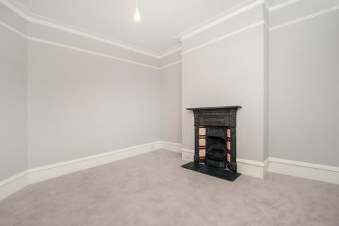 2 bedroom apartment to rent, Onslow Avenue Mansions,  Richmond,  TW10