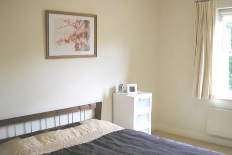 2 bedroom apartment for sale, Greystones Court, Leeds LS8