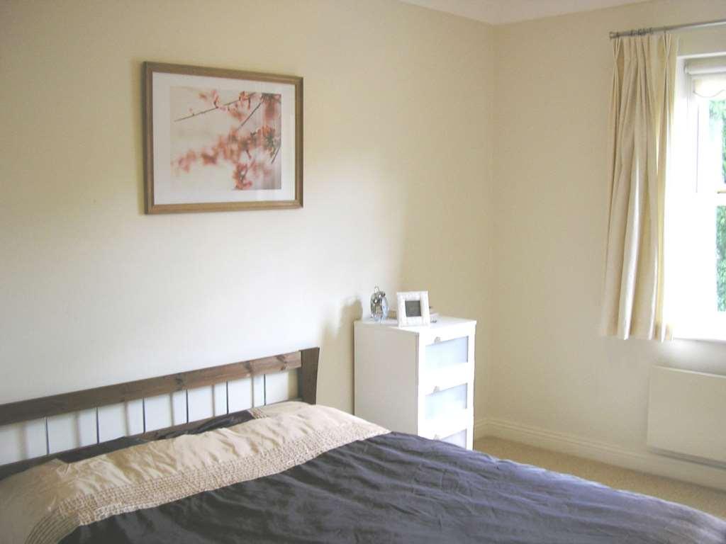 Apartment in Leeds, West Yorkshire - View 4
