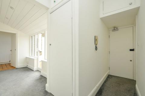 2 bedroom flat to rent, Manor Road, Stoke Newington