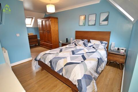 35 Anderby Walk, Westhoughton, Bolton, BL5 3BW