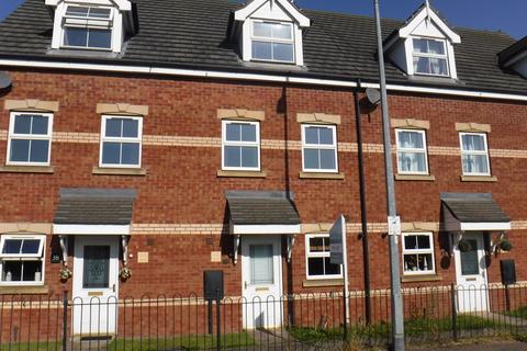 3 bedroom townhouse to rent, Birch Drive, Bottesford