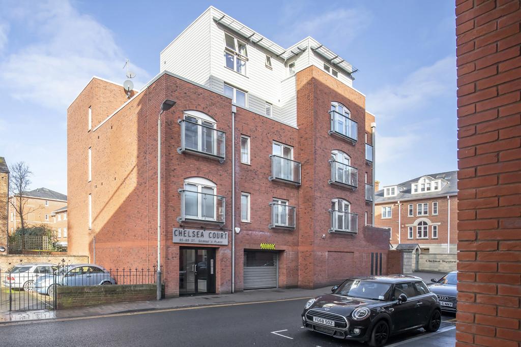 St. Place, Cheltenham GL50 3PP 2 bed apartment £1,200 pcm (£277 pw)