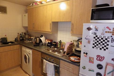 2 bedroom house to rent, Manor Place, Bristol