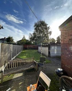 3 bedroom semi-detached house to rent, Delaine Road, Withington