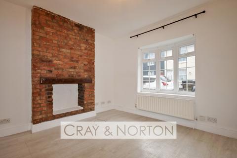 2 bedroom house to rent, Salisbury Road, Woodside, SE25