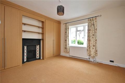 2 bedroom semi-detached house to rent, Raymond Crescent, Guildford, Surrey, GU2