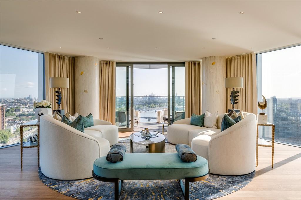 Show Apartment