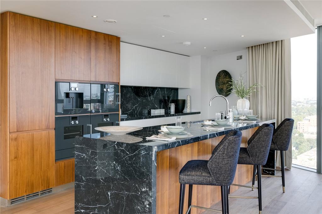 Show Apt - Kitchen