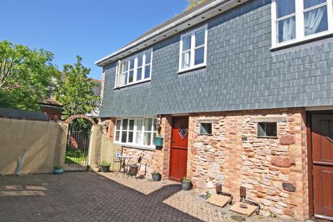 3 bedroom semi-detached house to rent, High Street, Topsham