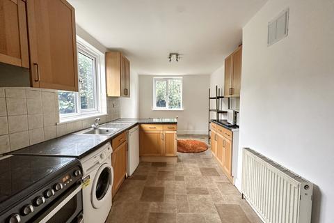 4 bedroom terraced house to rent, Edric Road,  London , SE14