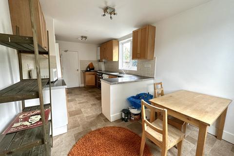 4 bedroom terraced house to rent, Edric Road,  London , SE14