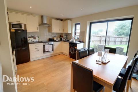 3 bedroom semi-detached house to rent, Manor Chase, Pontypridd