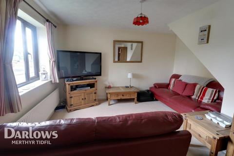 3 bedroom semi-detached house to rent, Manor Chase, Pontypridd