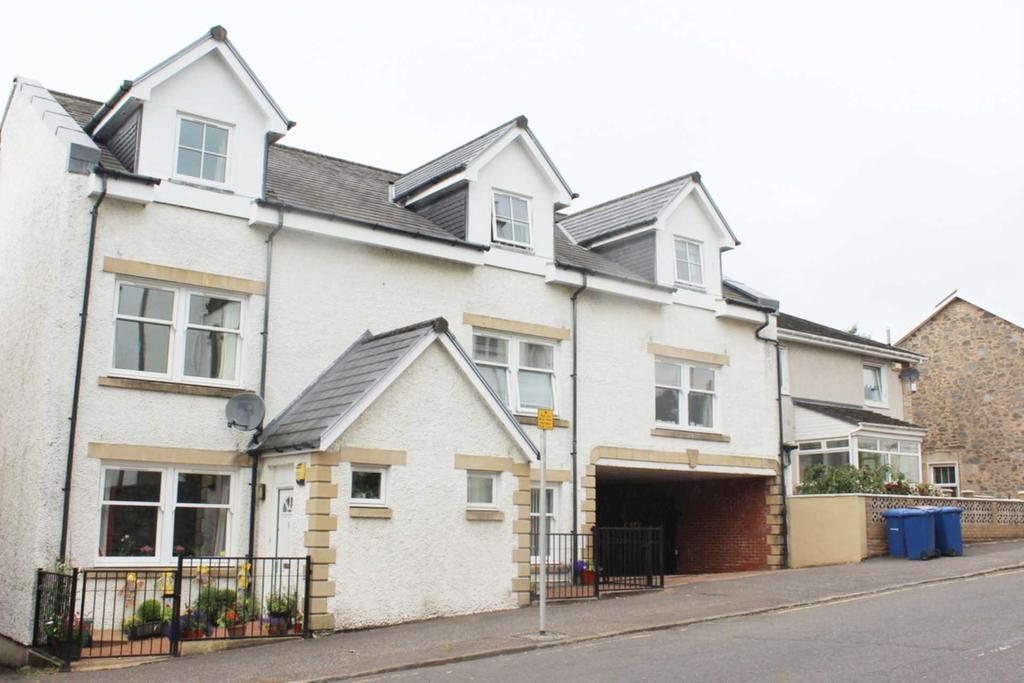 Port Glasgow Road, Kilmacolm 3 bed duplex £795 pcm (£183 pw)