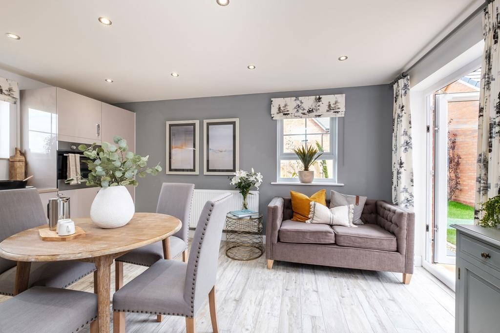 Cricket Field Grove, Crowthorne, CROWTHORNE 4 bed detached house £545,995