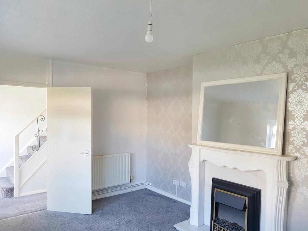 Summerlands Grove, Bradford BD5 3 bed semidetached house to rent £