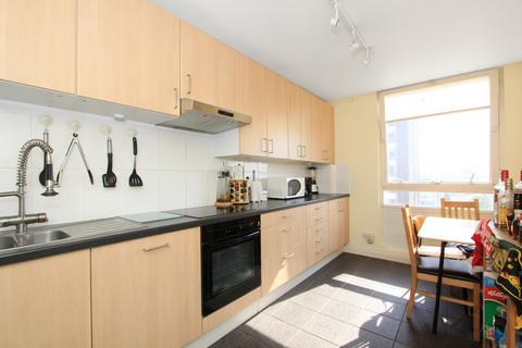 2 bedroom flat to rent, Eagle Heights, Bramlands Close, SW11