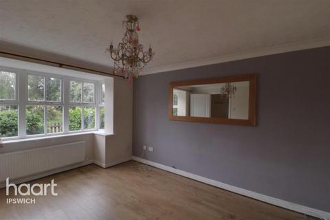 3 bedroom detached house to rent, Gostling Place, Ipswich