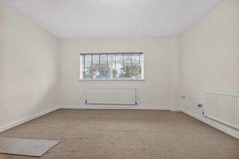 1 bedroom apartment to rent, Blackwood Road, Pontllanfraith