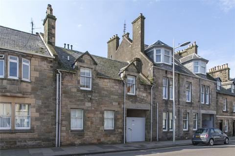 2 bedroom flat to rent, North Street, St Andrews, Fife, KY16