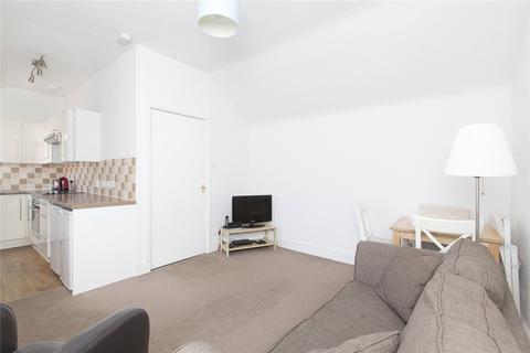 2 bedroom flat to rent, North Street, St Andrews, Fife, KY16