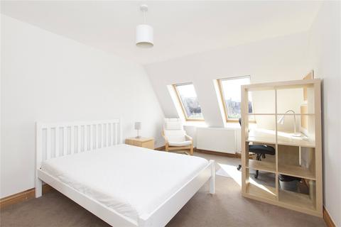 2 bedroom flat to rent, North Street, St Andrews, Fife, KY16