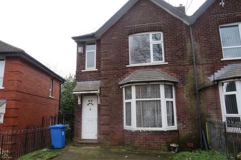 3 bedroom semi-detached house to rent, Wycherley Road, Spotland, OL12