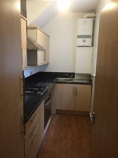 1 bedroom flat to rent, 4 Salters Court, High Street, Hull HU1