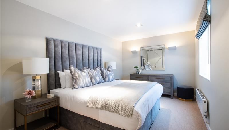 Apartment in South Kensington - View 3