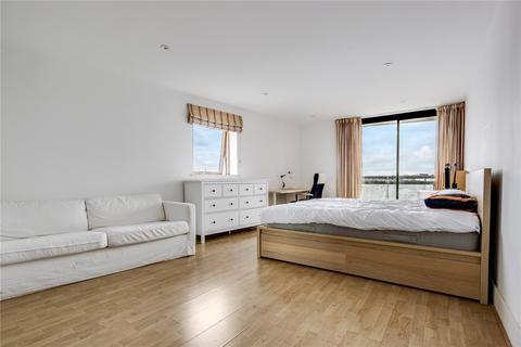 3 bedroom flat to rent, Galaxy Building, 5 Crews Street, London, E14