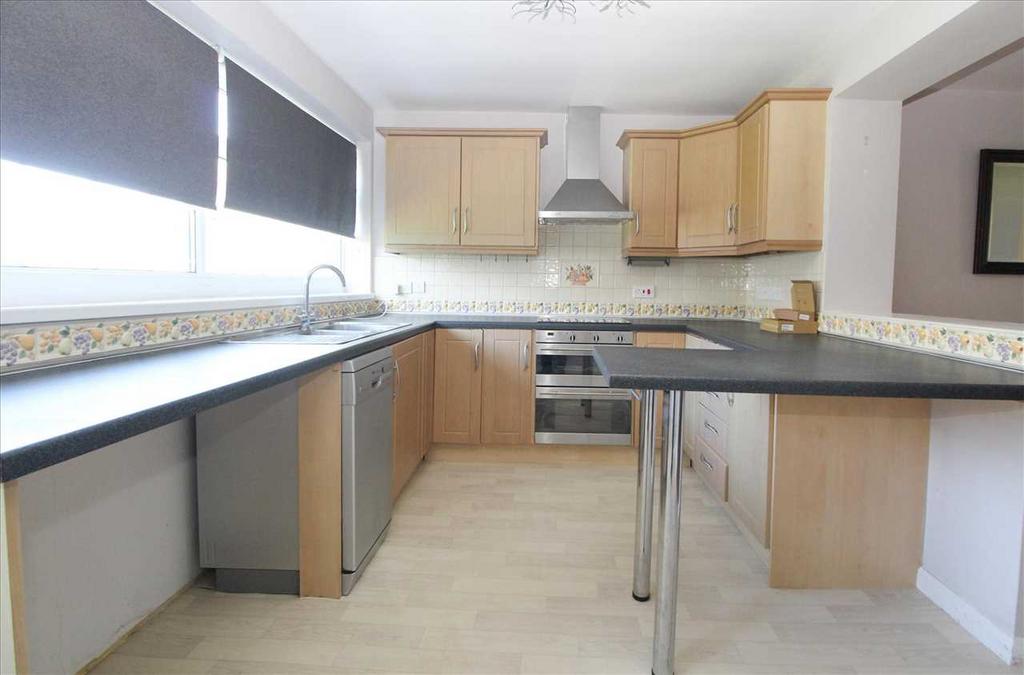Dining room/kitchen