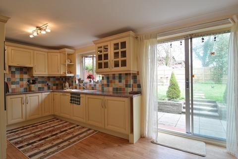 3 bedroom detached house to rent, Chillington Gardens, Eastleigh SO53
