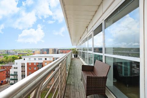 2 bedroom apartment to rent, Stunning Penthouse at Royal Plaza, 2 Westfield Terrace, Sheffield, S1 4GG