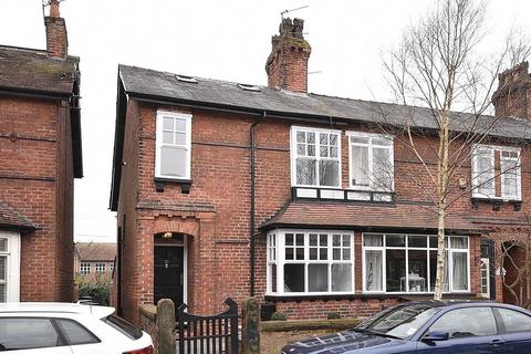 2 bedroom end of terrace house to rent, Cranford Avenue, Knutsford