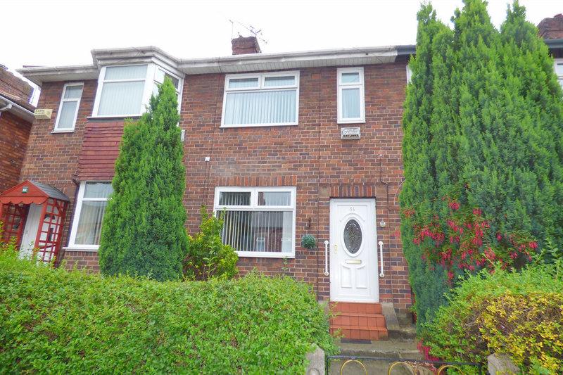 Hinderton Road, Birkenhead, CH41 9AA 2 bed terraced house £595 pcm (£