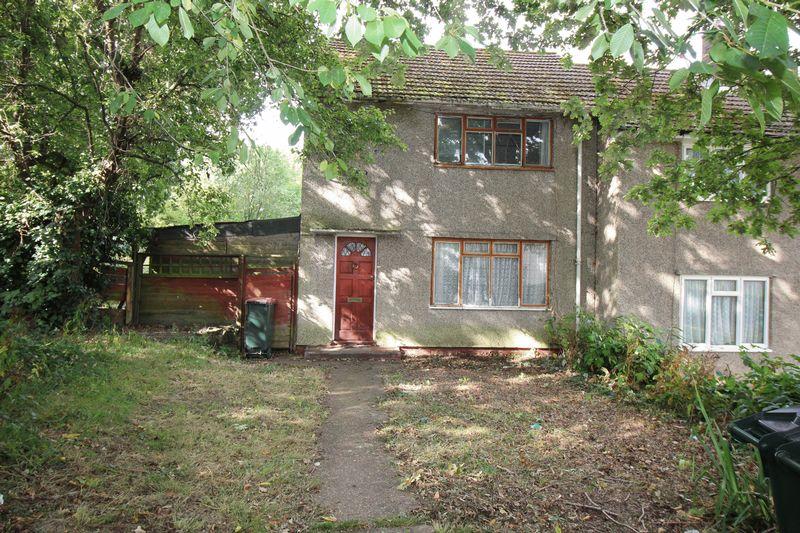 Langley Green, Crawley 2 bed end of terrace house £230,000