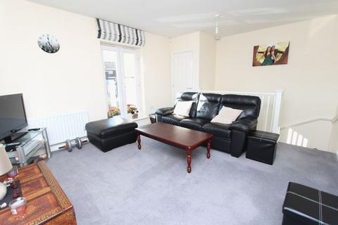 2 bedroom coach house to rent, Caledon Street, Walsall